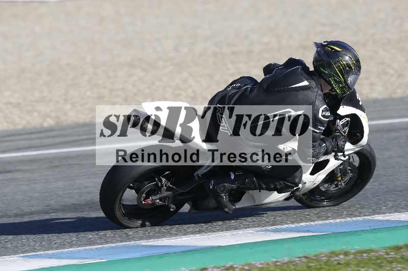 Archiv-2025/02 28.-31.01.2025 Moto Center Thun Jerez/gruen-green/333